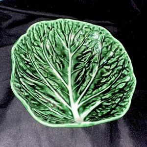 Vintage Bordallo Pinheiro Cabbage Leaf Serving Bowl